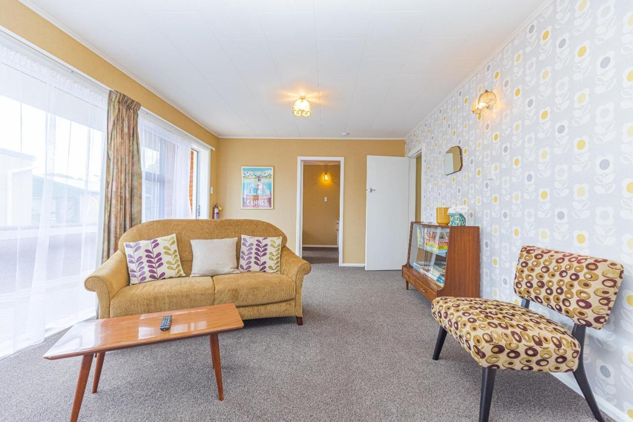 Le Riva Bed And Breakfast By The Beach Whanganui Eksteriør billede