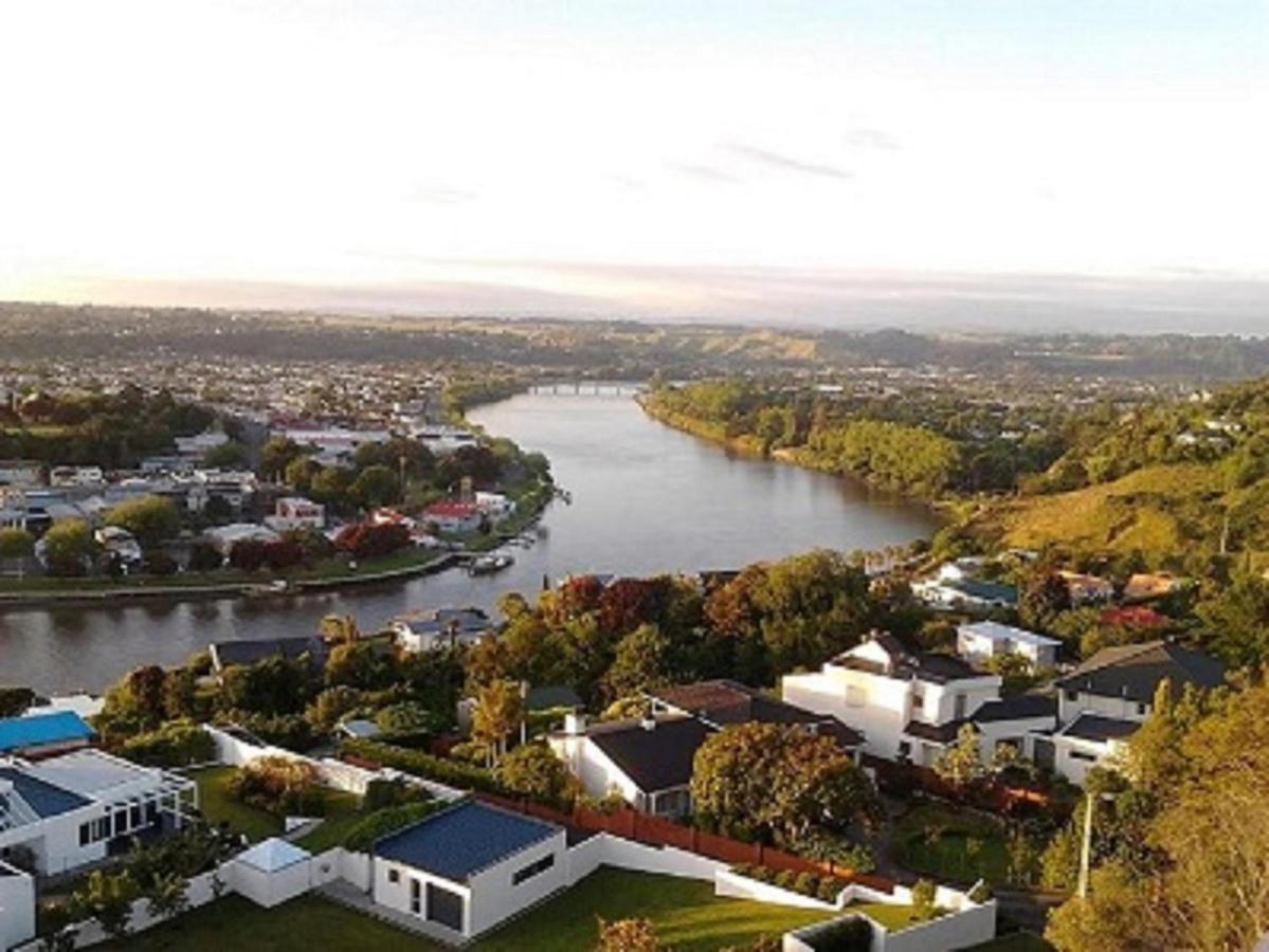 Le Riva Bed And Breakfast By The Beach Whanganui Eksteriør billede