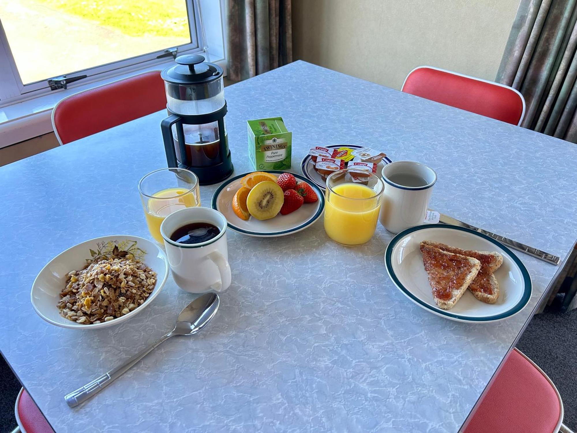 Le Riva Bed And Breakfast By The Beach Whanganui Eksteriør billede